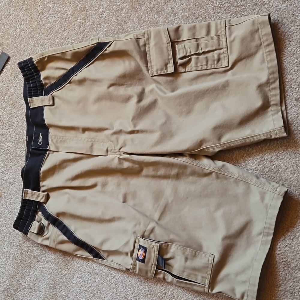 Dickies men's cargo shorts